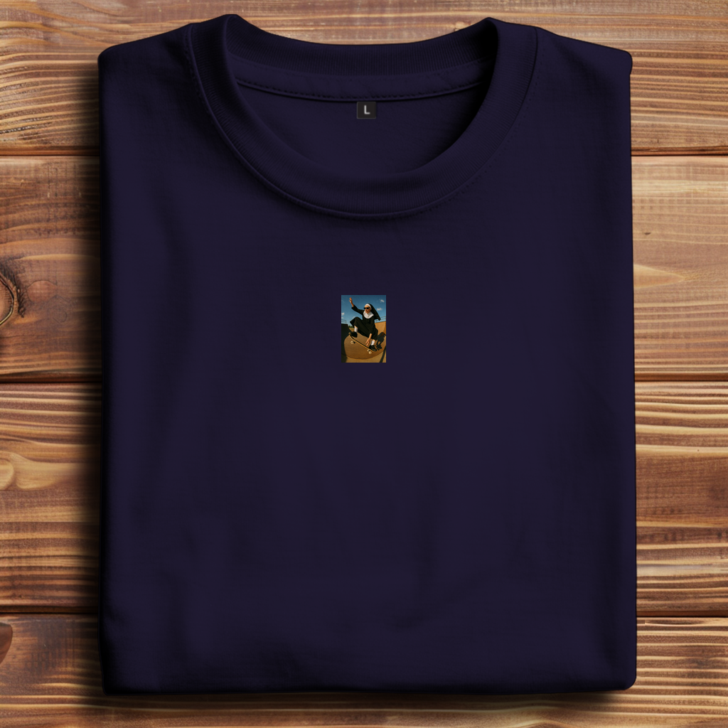 Oversize T-Shirt Skating Nun