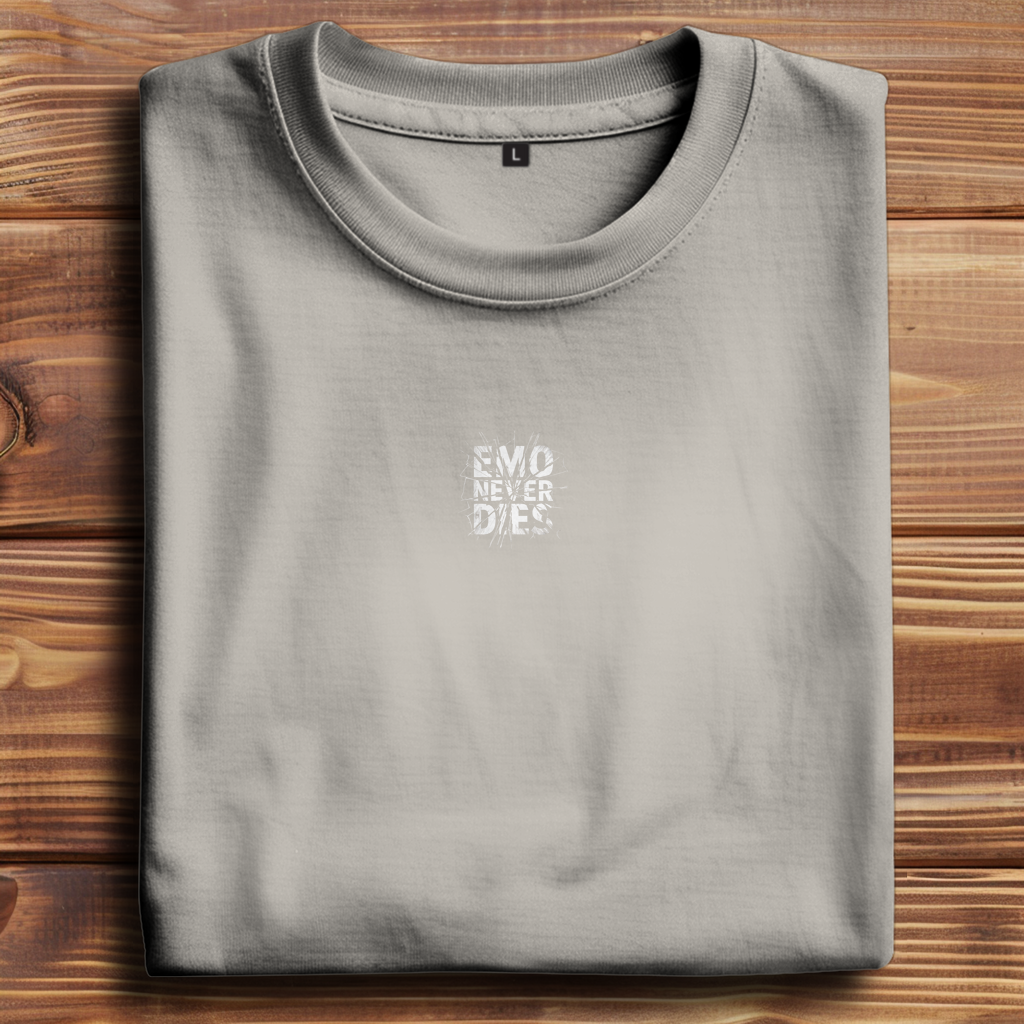 Oversize T-Shirt Emo Never Dies 7 white