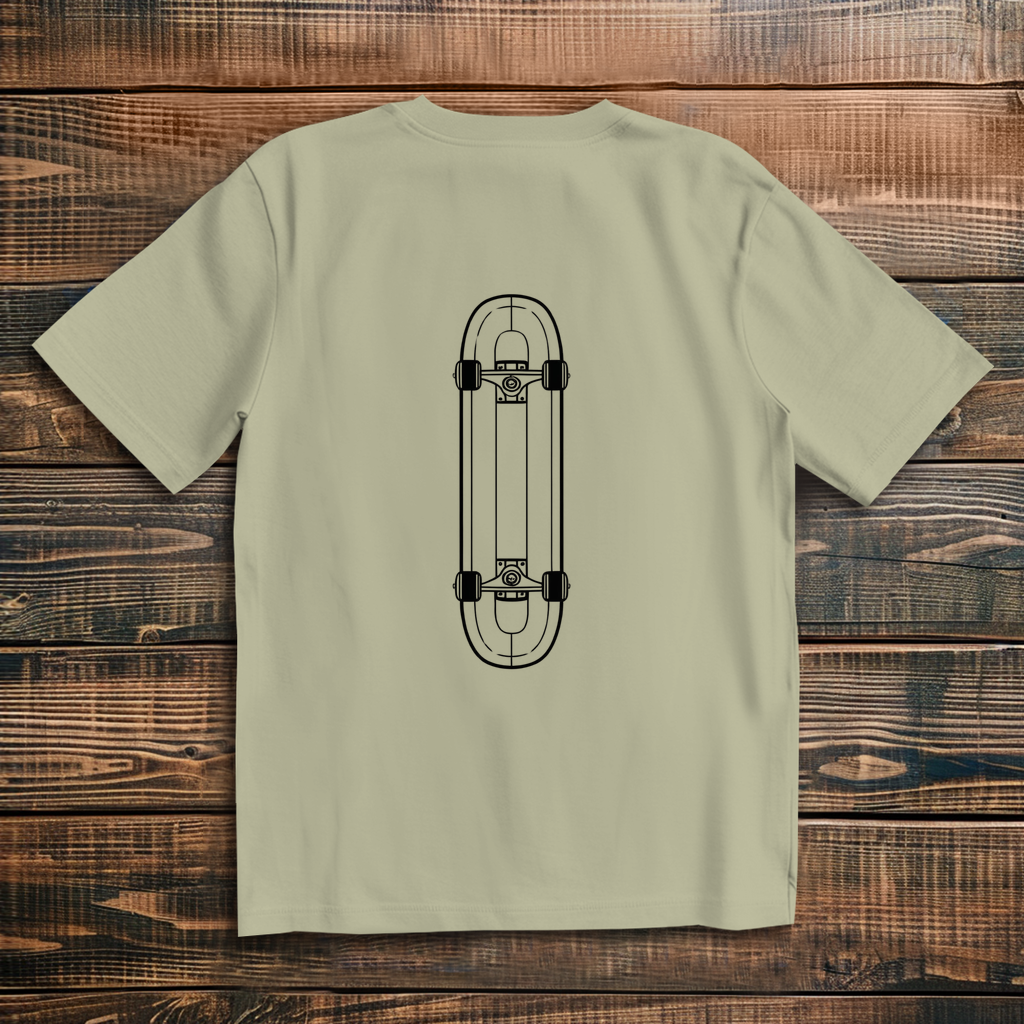 Oversize t-shirt skateboard sketch