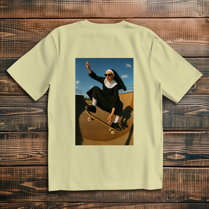 Oversize T-Shirt Skating Nun