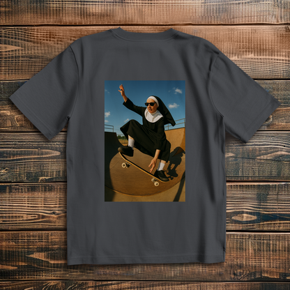 Oversize T-Shirt Skating Nun