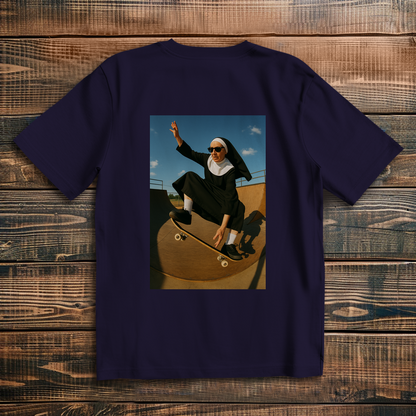 Oversize T-Shirt Skating Nun