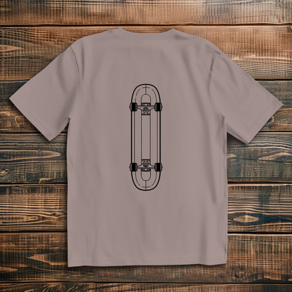 Oversize t-shirt skateboard sketch