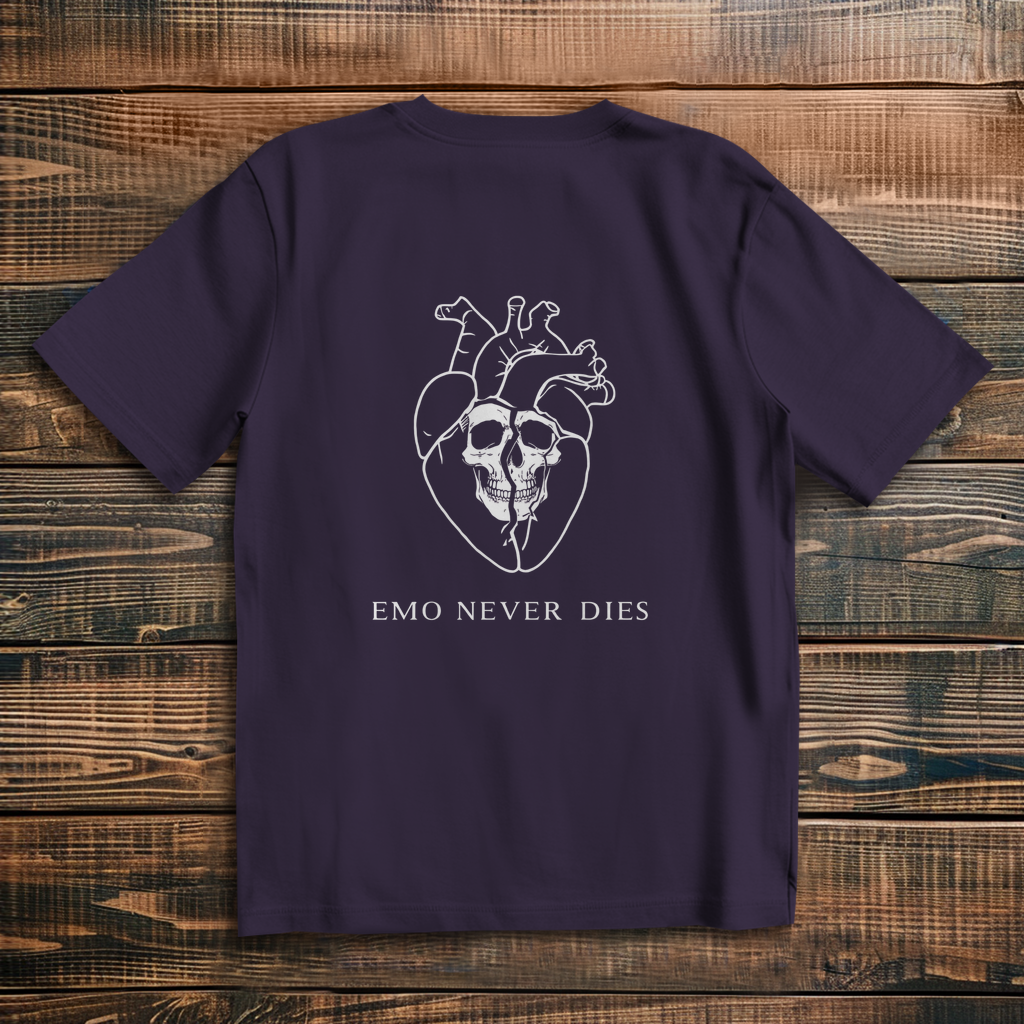Oversized T-Shirt Emo Never Dies 4 white