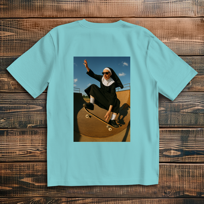 Oversize T-Shirt Skating Nun