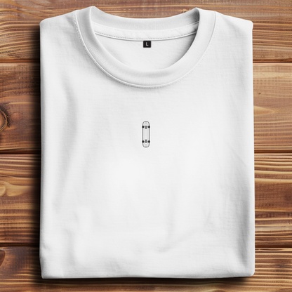 Oversize t-shirt skateboard sketch