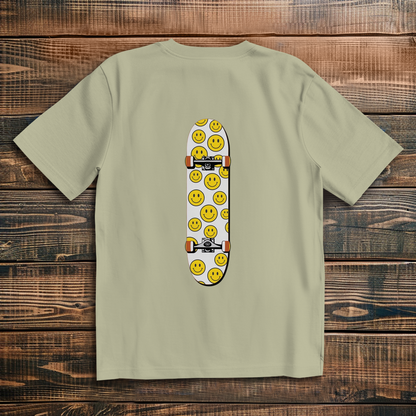 Oversized T-Shirt Skateboard Smiley